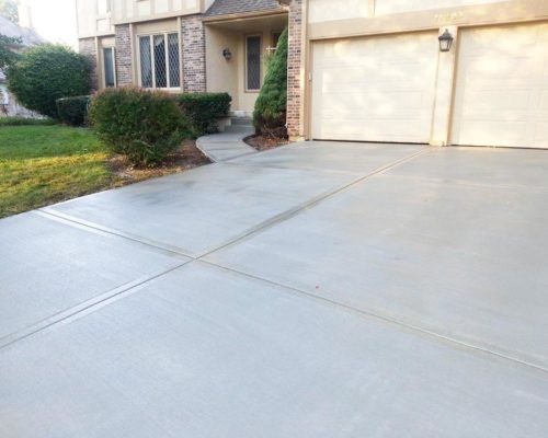 Is Driveway Replacement in Kansas City a Good Investment?