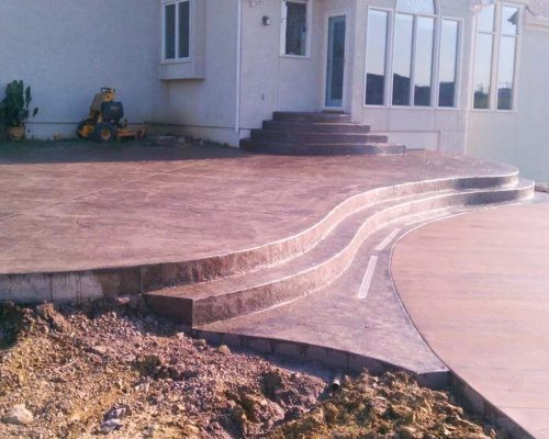 5 Reasons Concrete Patios Are Better Than Wood Decks