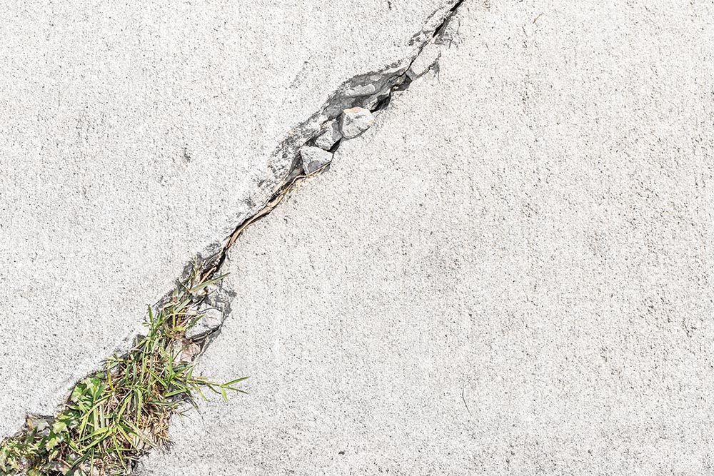 sidewalk cracks repair kansas city