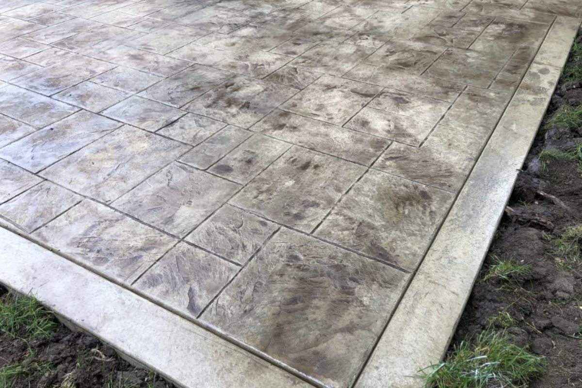 3 Reasons Stamped Concrete Slab is a Great Option Over a Wooden Deck