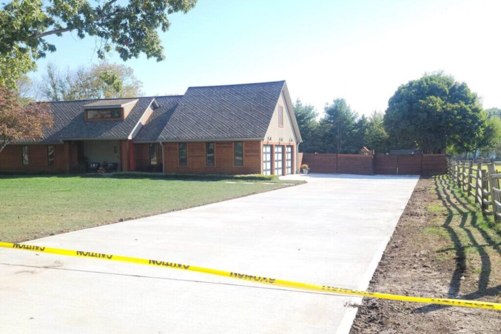 The Benefits of Hiring a Kansas City Concrete Driveway Contractor